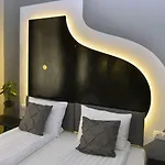 Hotel Walk Vaci 78 4*