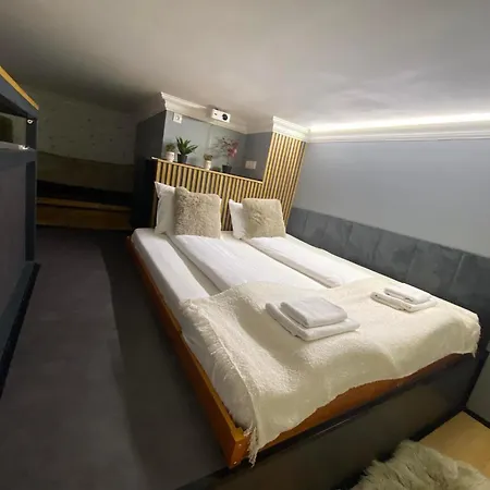 Walk Vaci 78 Hotel