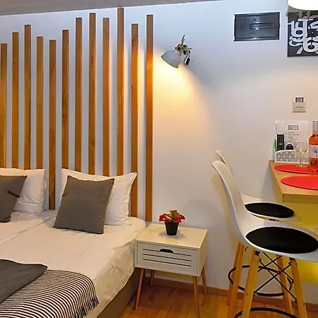 Hotel Walk Vaci 78 4*