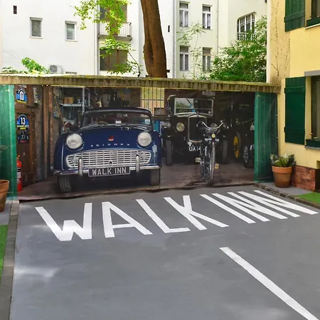 Walk Vaci 78 فندق
