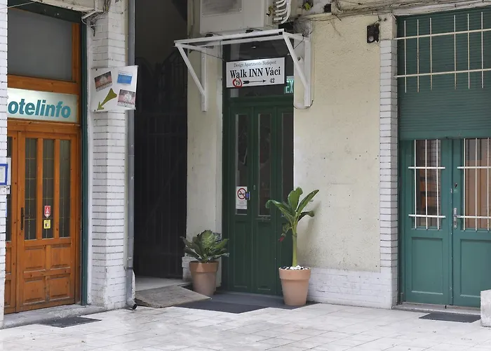 瓦西步行78酒店 4*