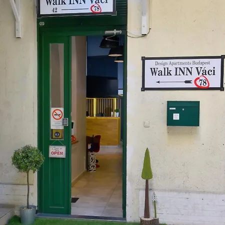 Walk Vaci 78